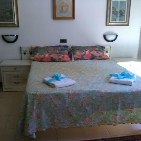 L'Impossibile Guesthouse Appiano Gentile Luaran gambar